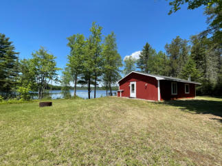 family vacation rentals near Crystal Falls